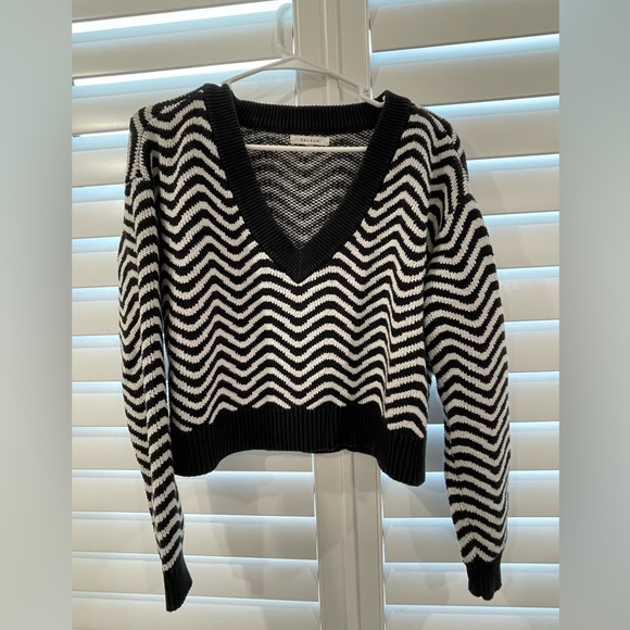 Pacsun Knit Sweater - Picture 3 of 4
